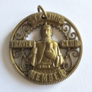Vintage pendant St Jude travel club religious medal charm plastic Catholic